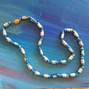 🌏Hand painted necklace from costa-rica